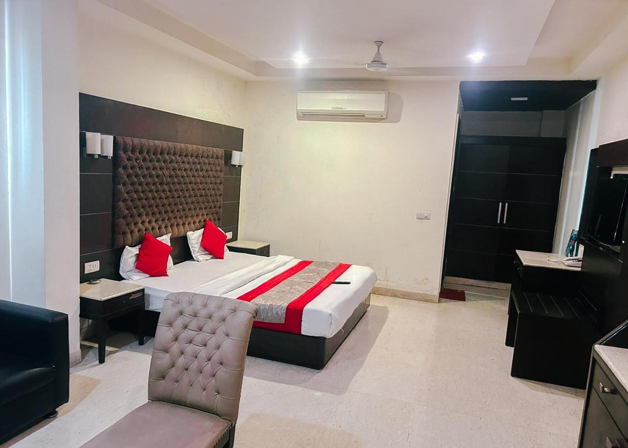 The Metropolis Guest House Near Rk Ashram Metro Station Nova Deli Exterior foto