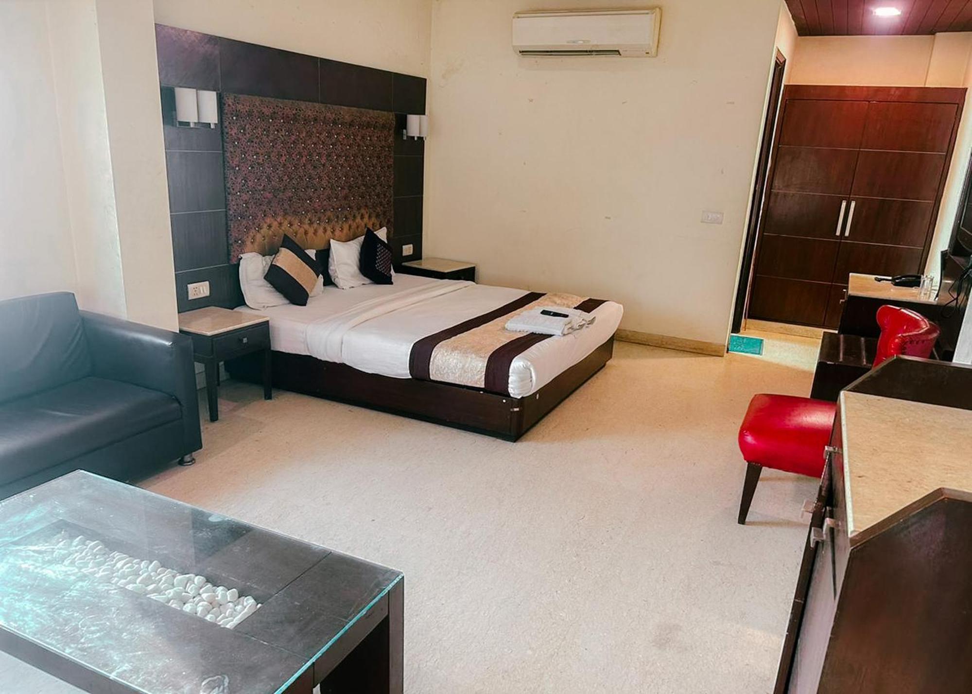The Metropolis Guest House Near Rk Ashram Metro Station Nova Deli Exterior foto
